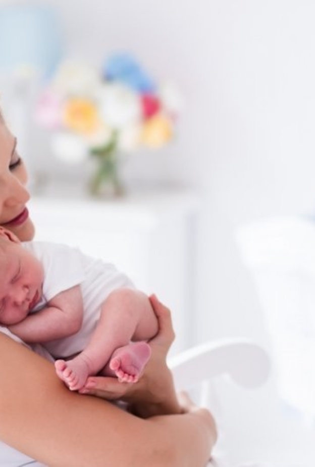 بعد الولادة إحذري فعل ذلك بمولودك الجديد