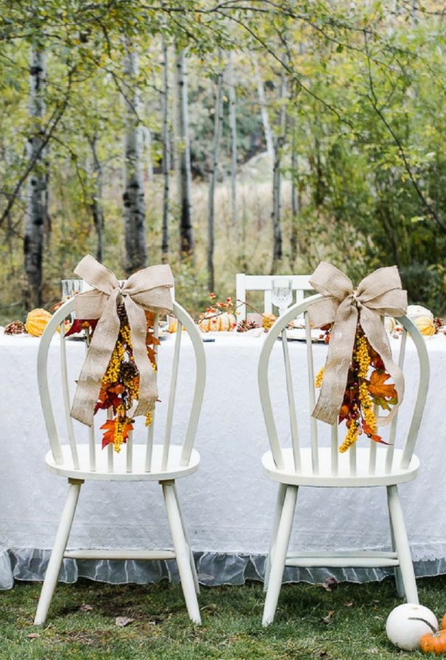 مدخل الزفاف مزينا باليقطين