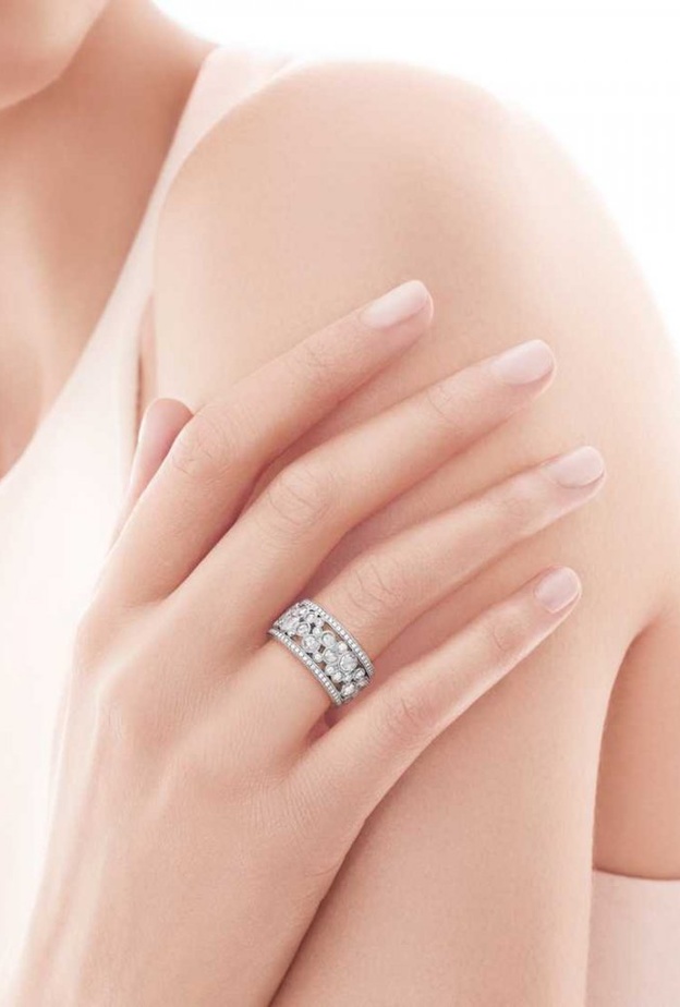 اشتري خاتم الزفاف الذي يتلاءم مع شخصيتك