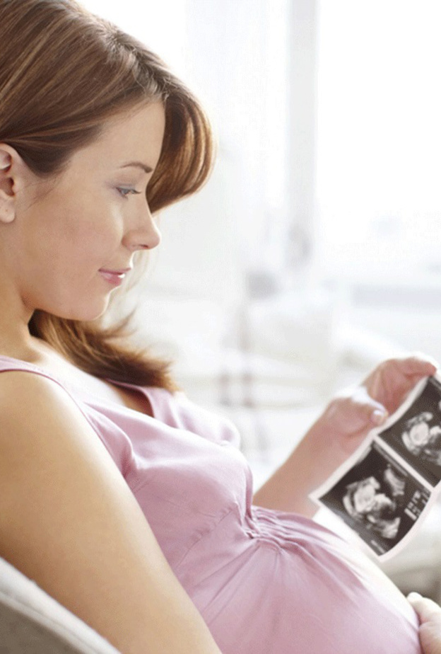 مخاطر الحمل بعد سن التسعة والثلاثين على الأم والطفل