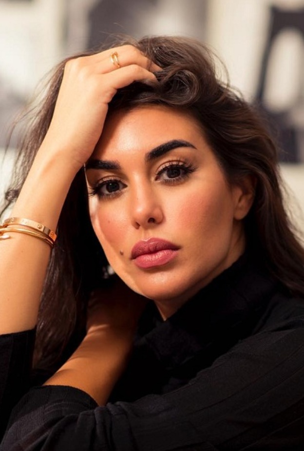 ياسمين صبري تنساق خلف عمليات التجميل