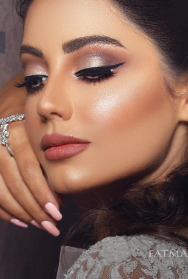 من مكياج الميك اب ارتست فاطمة سعود