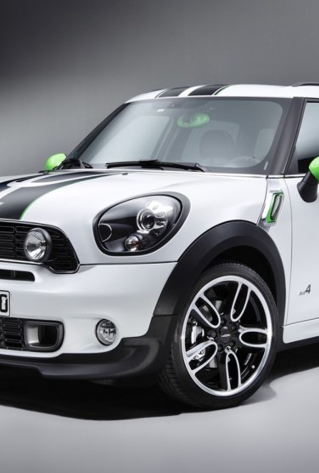 انصبت النسبة الأعلى من رضى عملاء BMW على سيارتها الكهربائية