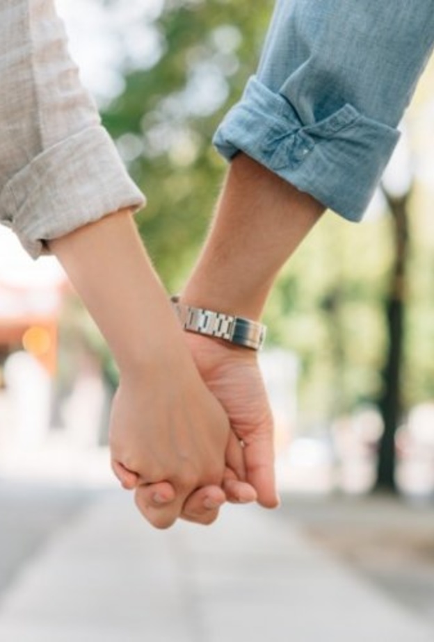  إجعليه يشعر بحنانك وعاطفتك وإهتمامك به