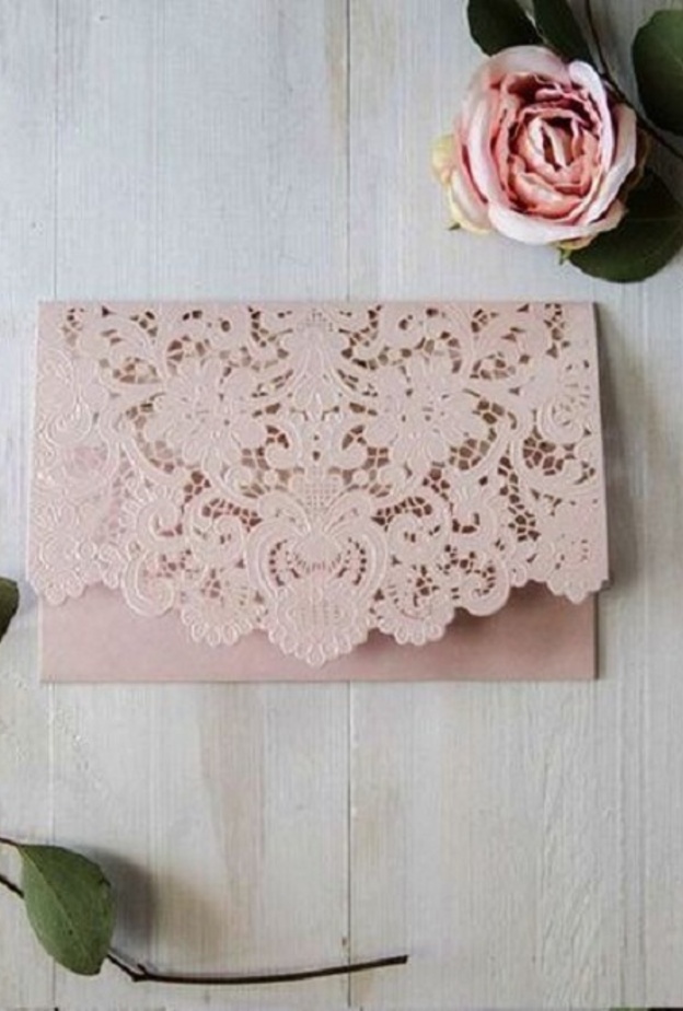 بطاقة ملفتة