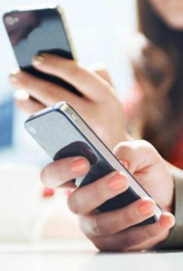  الافراط في استخدام الهواتف المحمولة خطر على الصحة