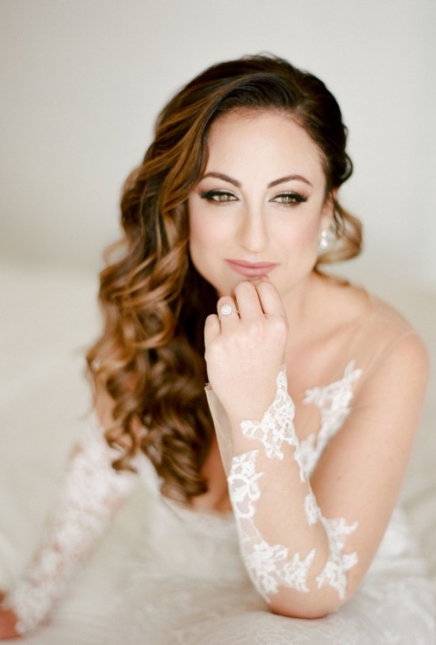 صبغات شعر بني غامق متموج