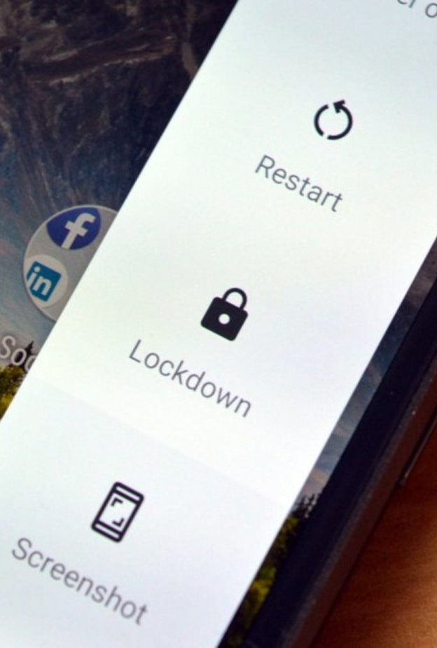 ميزة Lockdown Mode لحماية بيانات الهاتف لنظام تشغيل اندوريد.