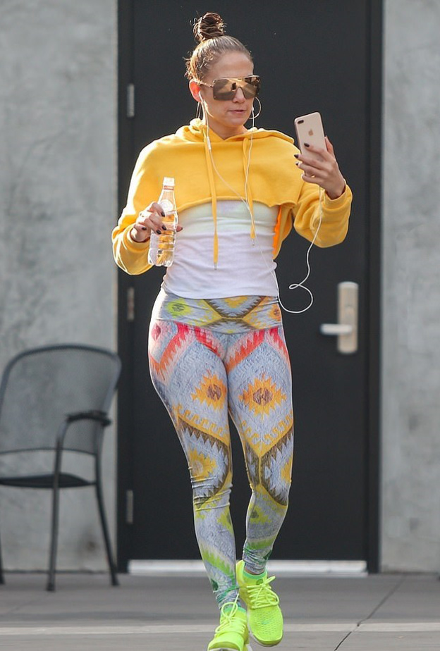 اطلالة جينفر لوبيز