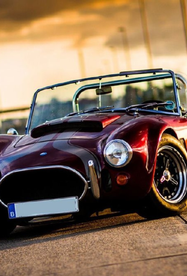 شهدت حقبة أربعينات وخمسينات القرن الماضي طرح العديد من الطرز الـ "رودستر" الكلاسيكية.