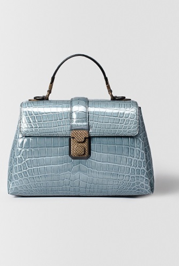 أكثر من 100 قطعة غريبة من Bottega Veneta في معرض الأتيليه الخاص بدبي مول