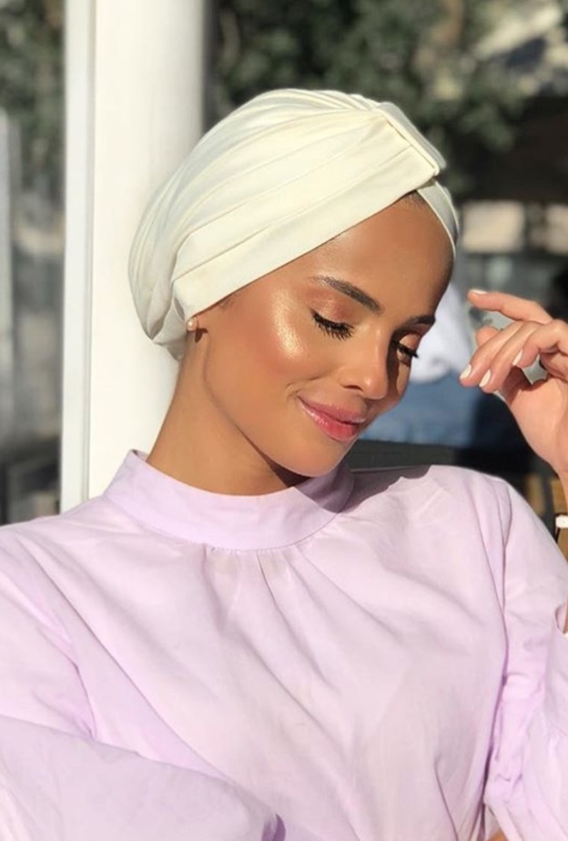 اعتمدي الأوف وايت على طريقة زينب علي حمود