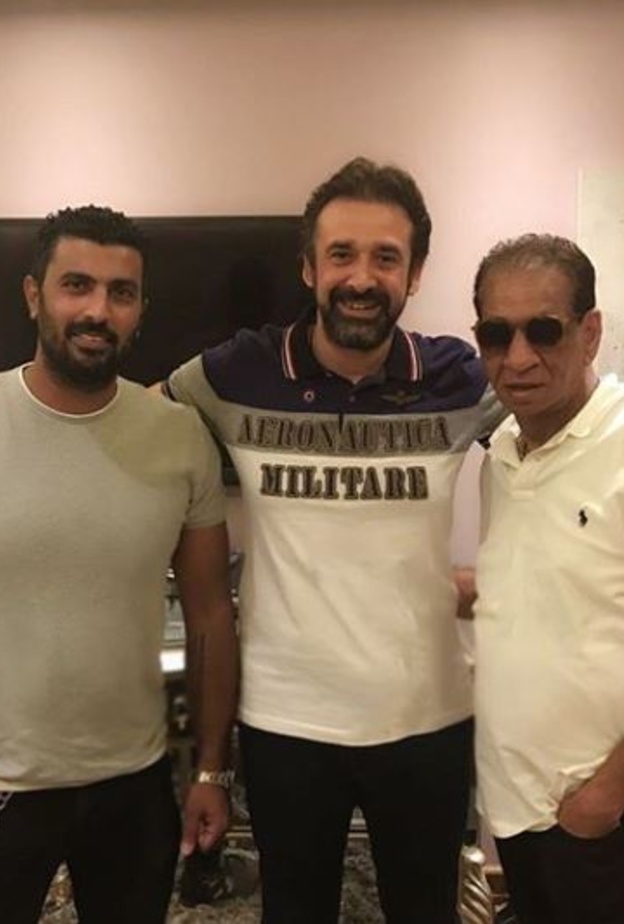 كريم عبد العزيز يتعاقد على فيلم الفارس