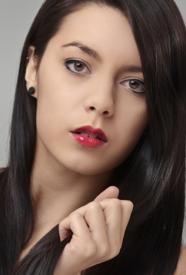 تعرفي على فوائد وصفات البيض للشعر