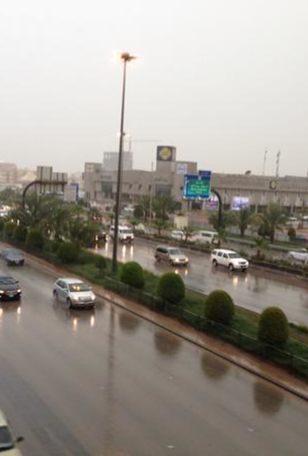 الأرصاد السعودية تحذر من الأمطار على 11 منطقة