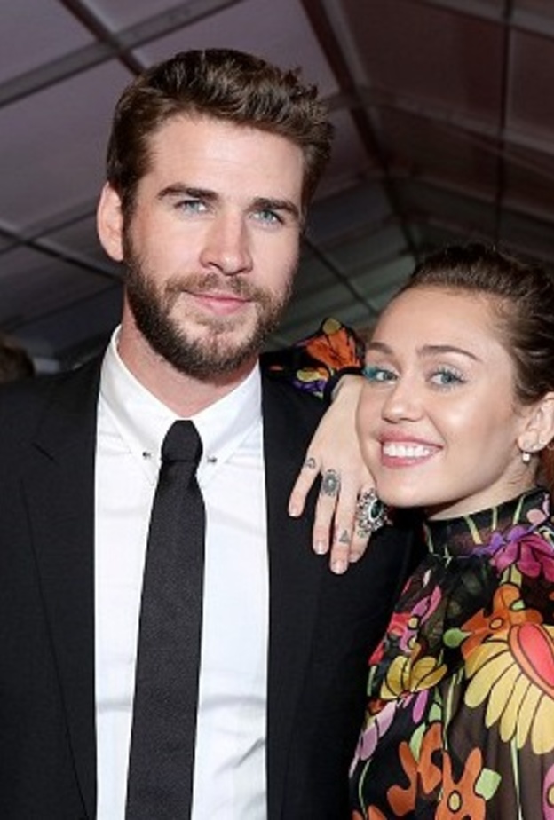 مايلي يايرس وليام هيمسورث