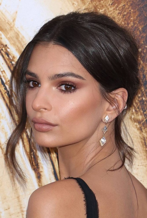 أجمل إطلالات إميلي راتاكوسكي