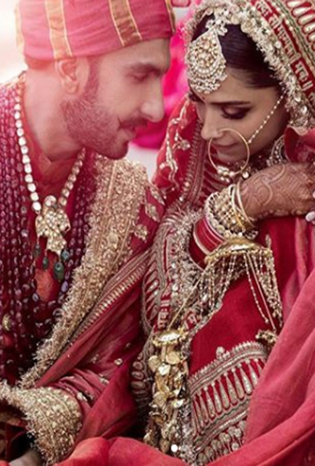 ديبيكا بادوكون ورانفير سينغ من حفل زواجهما