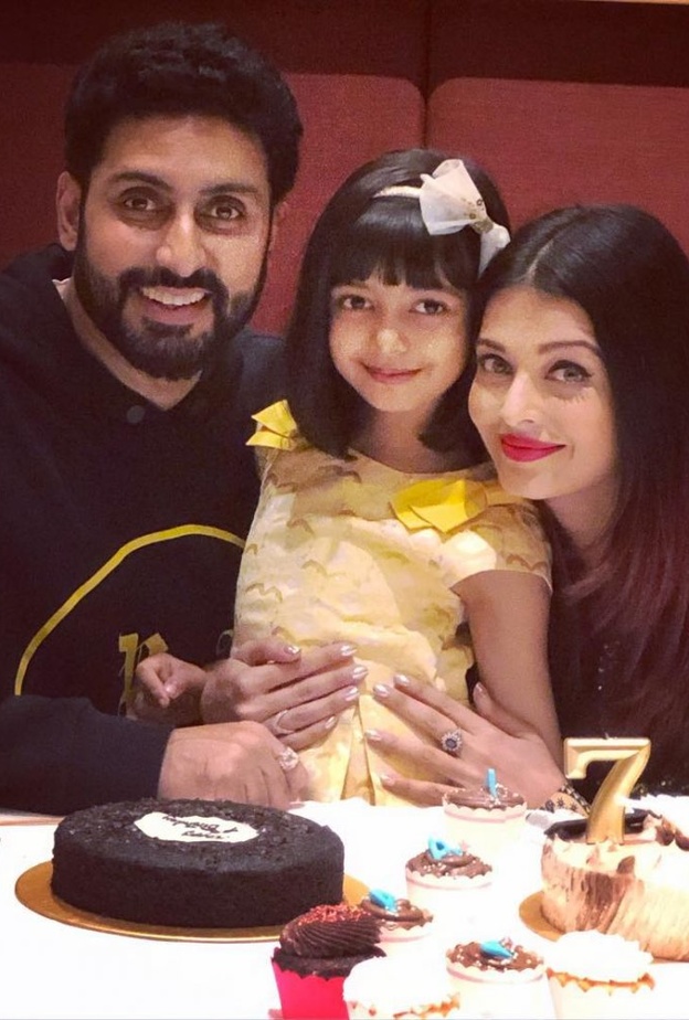 أبناء نجوم بوليوود في حفل عيد ميلاد آرادهيا باتشان