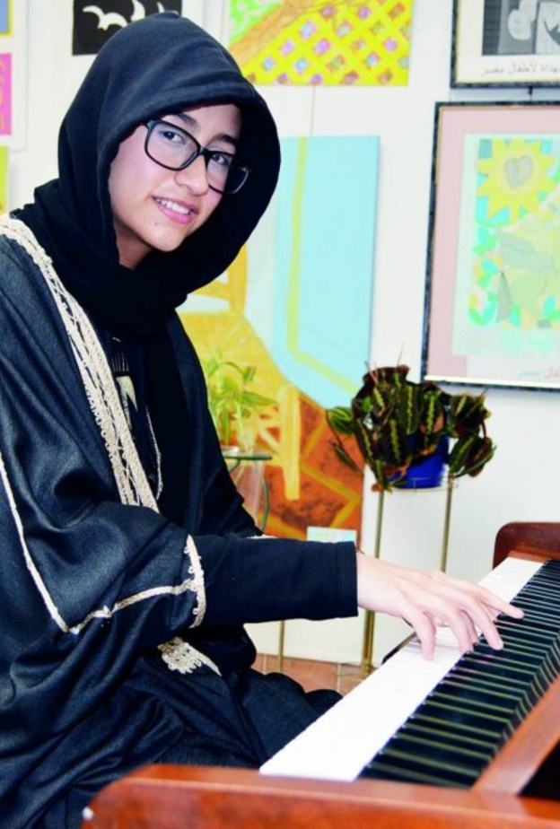 العازفة السعودية إيمان قستي