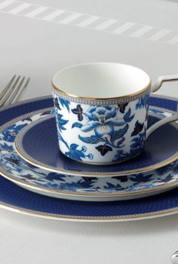 Wedgwood تكشف الستار على مجموعة هايبسكس