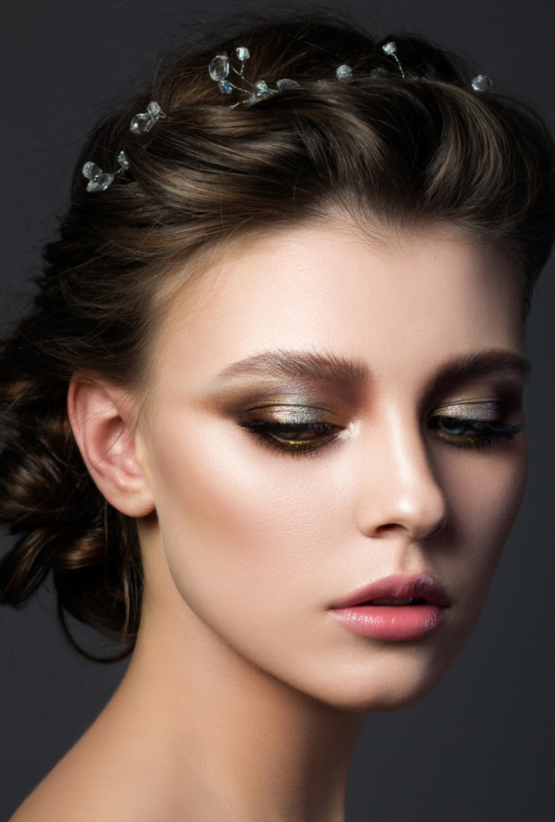 أجمل ألوان شتاء 2019 مع صيحة الميتاليك