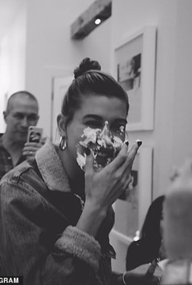 هايلي بالدوين