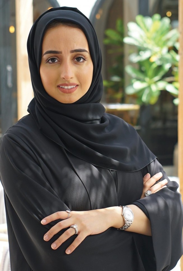 المصممة الإماراتية شذى عيسى