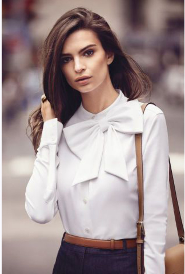 اطلالات لافتة تجمع بين الأناقة والعصرية مع القمصان المزينة بالشرائط