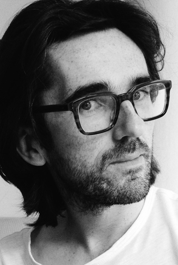  الفنان  Nigel Peake 