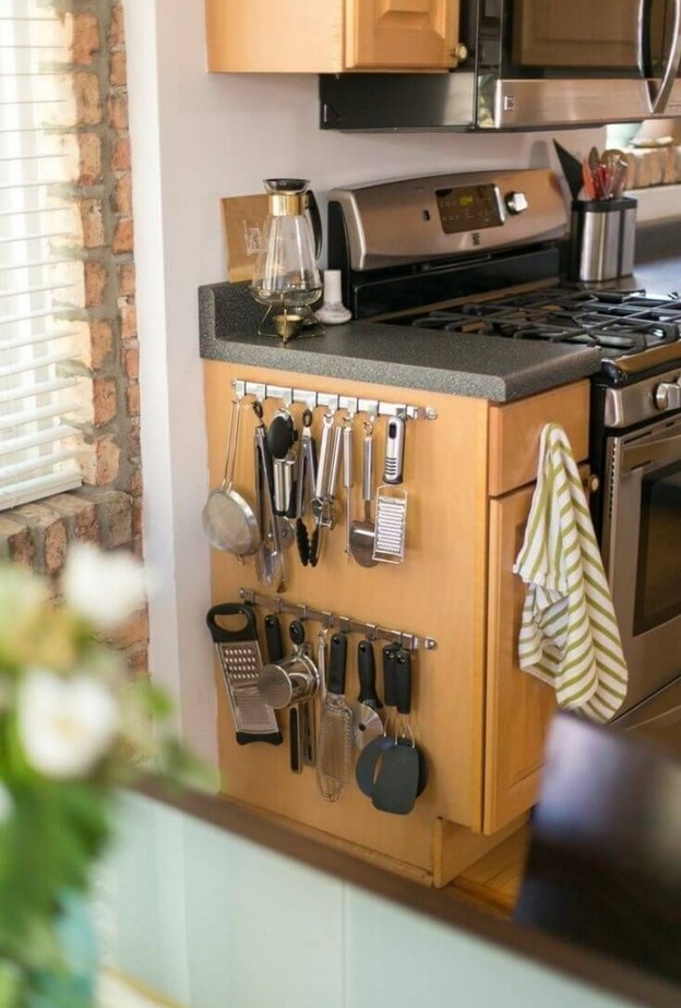 افكار لطرق تخزين الاغراض في المطابخ الصغيرة بشكل منظم