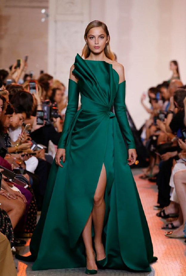 فساتين بألوان شتوية