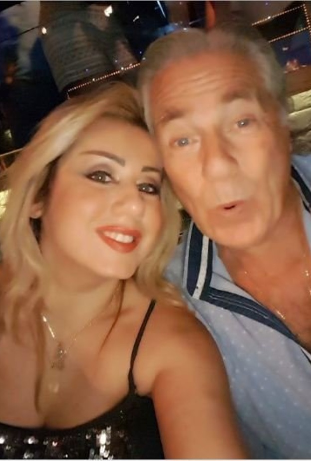 زوجة مصطفى فهمي تكشف عن طباع زوجها في المنزل