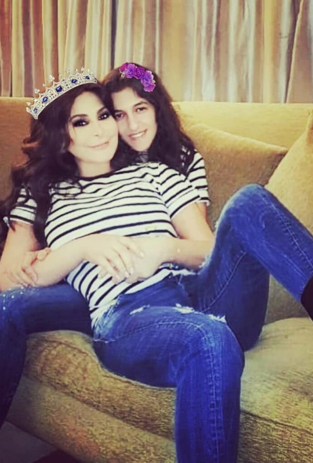 إليسا تتألق بحفلها في مصر