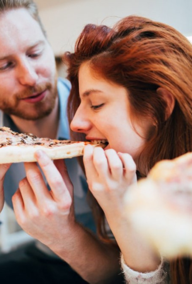 هل الزواج السعيد يتسبب في زيادة الوزن