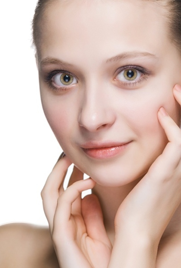 تخلصي من البقع البنية بالطرق الطبيعية