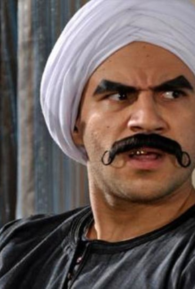 احمد مكي في شخصية الكبير قوي 