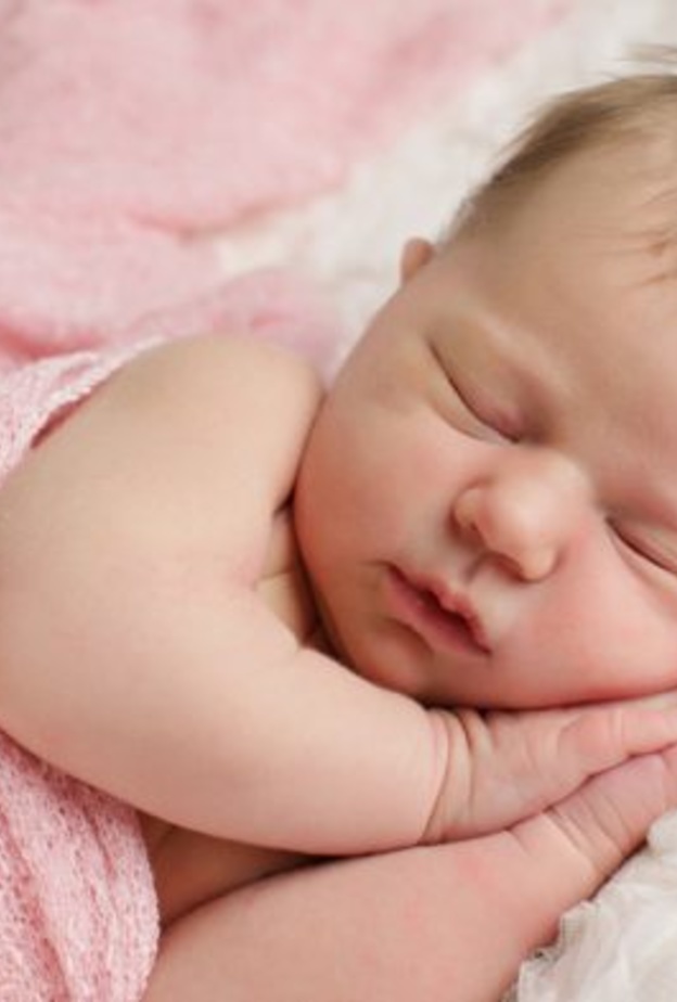 ما هو وزن الجنين الطبيعي عند الولادة؟