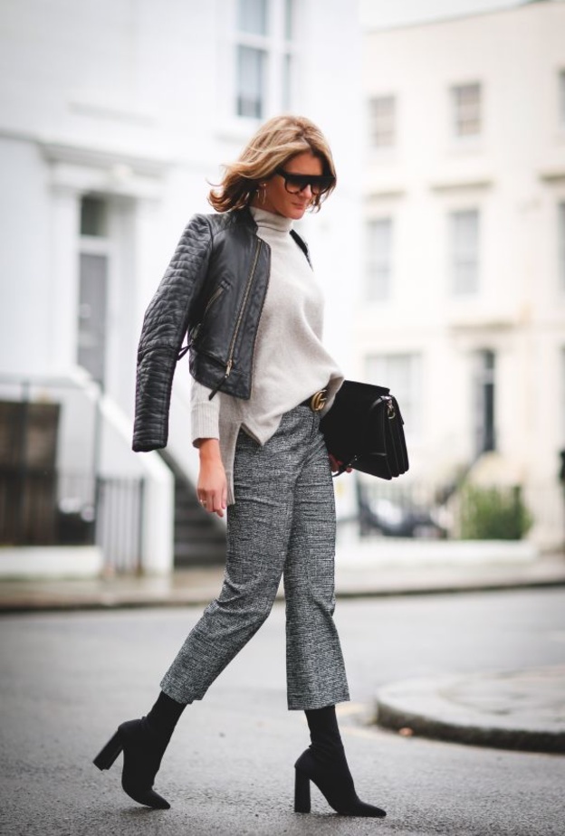 أناقة خريفية في البناطيل القصيرة مع أحذية الكاحل المطاطية