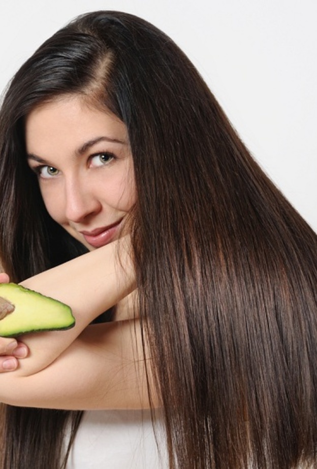 ماسك الافوكادو يعالج الشعر التالف