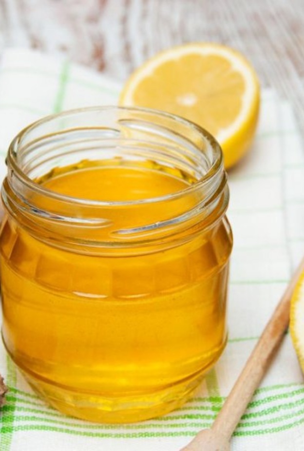  مشروب الليمون مع العسل و الزنجبيل يعالج البلغم و الكحة