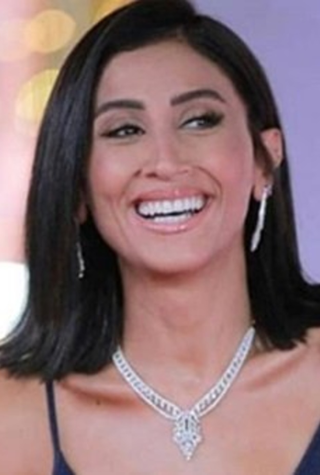 دينا الشربيني 