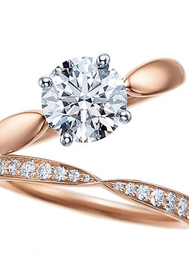 خاتم فخم من بولغاري