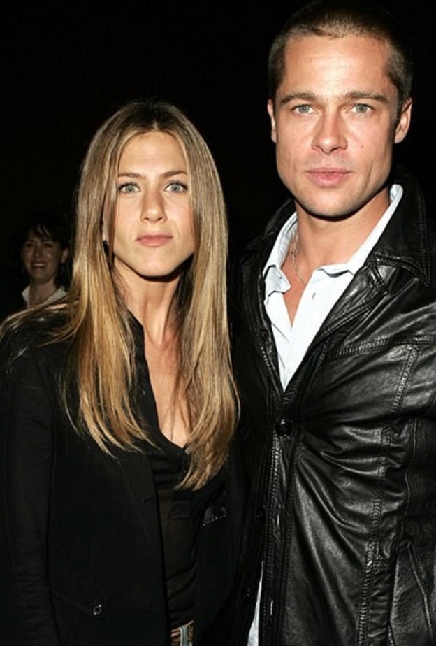 جينيفر أنيستون وبراد بيت