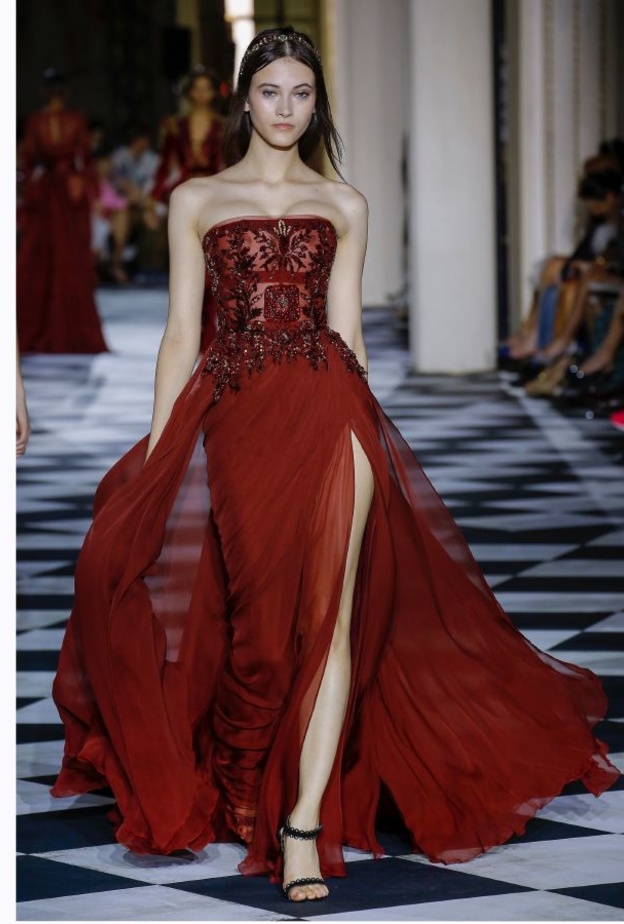  فساتين وصيفات العروس من زهير مراد