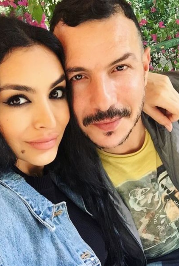 باسل خياط يحتفل بعيد ميلاد زوجته ناهد زيدان