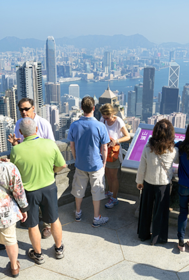 الترام الذي يصلك الى قمة فيكتوريا