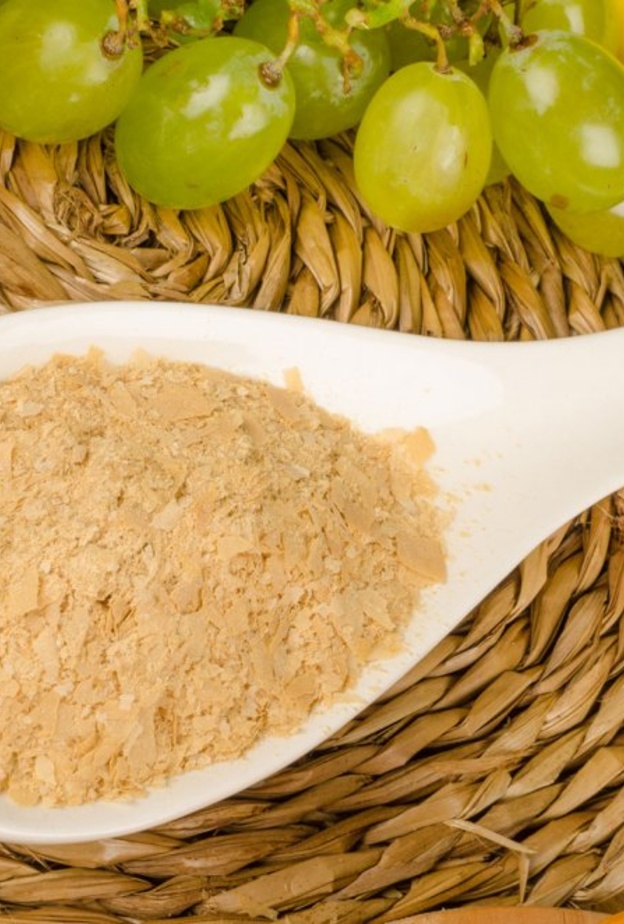  تحتوي خميرة البيرة على مجموعة كبيرة من الإنزيمات المساعدة على التخلص من الدهون