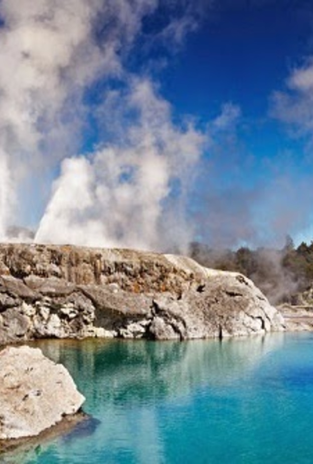 بحيرات روتوروا.bmp نيوزيلندا