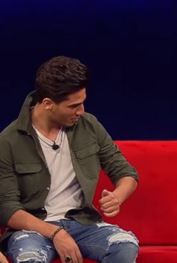 محمد عساف في برنامج نجوم صغار مع احمد حلمي 